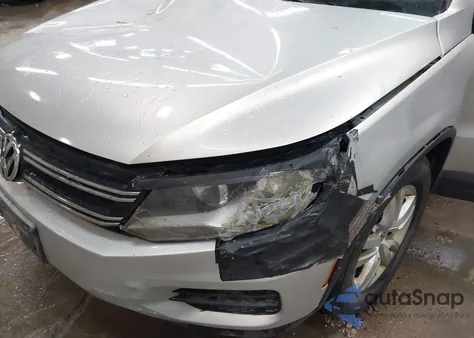 2013 Volkswagen Tiguan S z USA, uszkodzony, nr VIN WVGBV7AXXDW537813